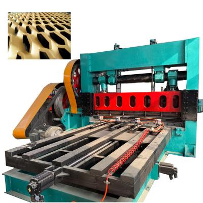 China Hotels Heavy Duty Mesh Metal Machine Expanded Mesh Machine for sale