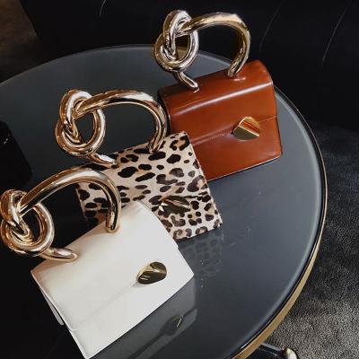 China Other Metal Handle Handbags Women Casual Messenger Bag 2022 Brands Chains Shoulder Cross - Body Bags Ladies Women Bag Clip Bolsa Chic for sale