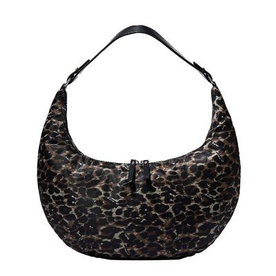 China Factory Direct Sales High Quality Fashion Crescent Designer Down Cotton Lady Handbag Padded Women Shoulder Bags High Quality Large Tote Purse for sale