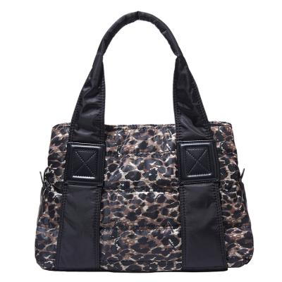 China High Quality Fashion Animal Print Winter Puffy Handbags For Women Large Capacity Tote Leopard Fashion Female Quilted Ladies Shoulder Bags Bag for sale