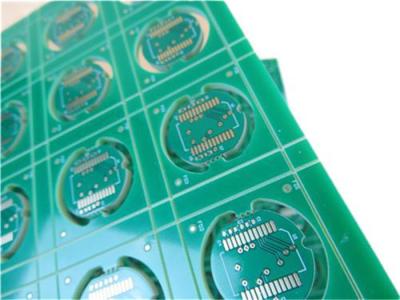 China Dikke Gedrukte Kringsraad 3.0mm Tweezijdige die PCB op Fr-4 met Onderdompelingsgoud wordt voortgebouwd Te koop