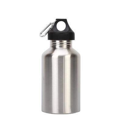 China 2022 New Sustainable Large Logo 64oz 2L Custom Eco-friendly Metal Outdoor Mountaineering, Cycling, Gym Sports Stainless Steel Water Bottle for sale