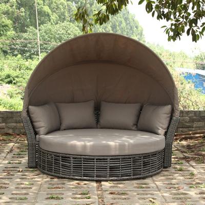 China Contemporary Scandinavian Rattan Outdoor Wicker Daybed Furniture Daybed Furniture Outdoor Garden Furniture for sale