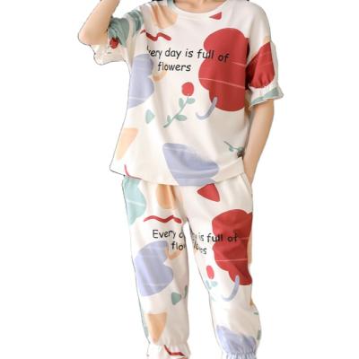 China Women Summer Breathable Cotton Lounge Wear Comfortable Casual Soft Pure Pajamas 2 Pcs Sets With White T-shirt And Pants With Flower for sale