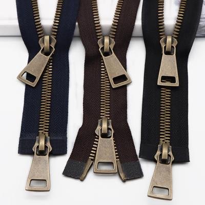 China Double Sliders Wholesale Cheap Multicolor 60cm65cm80cm 8# Metal Zipper Two Way Split Tip Metal Bronze Zipper for sale