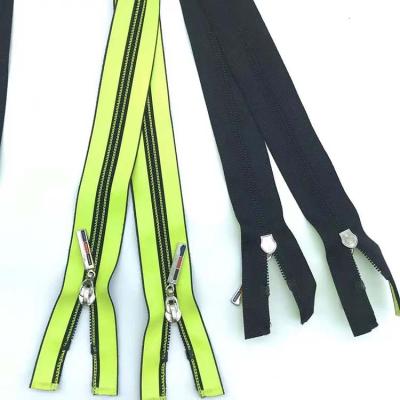 China Other Color New Arrival Waterproof Reversible Membrane Zipper Zipper Slider Custom Size for sale