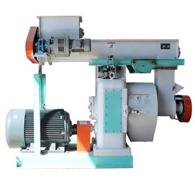 中国 110kw Animal Feed Extruder Machine For Making Poultry Feed 販売のため