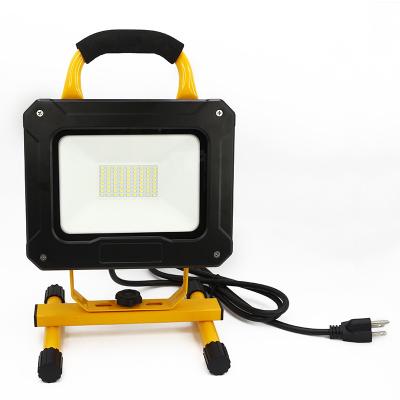 China wholesale rechargeable portable 6hours work light solar led flood light rechargeable flood light for sale