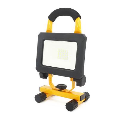 China high quality 6hours portable flood fog light 2835 smd IP65 mini solar led rechargeable work light for sale