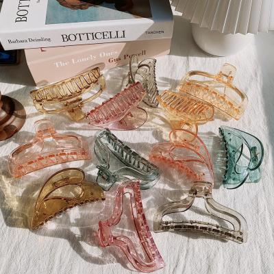 China Fashion Lady Resin Hair Clips Korean Solid Women Hair Accessories Claw Acrylic Hair Clip Set Soft Girl Bath Hair Clip for sale