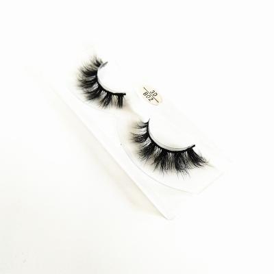 China Wholesale high quality super soft 3D long natural and light private label mink lahes 3d mink eyelashes for sale