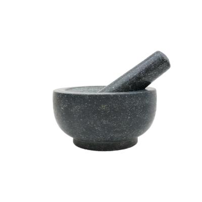 China Natural Slips Durable Black Granite Mortar And Pestle Set 15.5x8cm Scratch Resistant Bottom Polished Granite Spices Herbs Pesto Grinder for sale