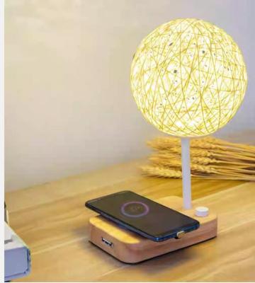 China Table Lamp Modern Home Desk Lamp with Wireless Magnetic Charger Gold LED Desk Light White Black Lamp for sale