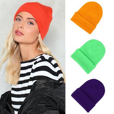 China Wholesale Custom Explosive Solid Color COMMON Style Ski Cap Unisex Headging Cap Knitted Warm Ombroidered Letters Winter Hats for sale