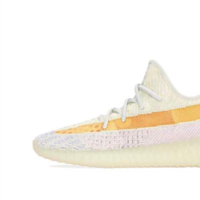 China Fashion Trend Factory Selling 2021 Autumn New Fashion Gradient Trend Yeezy 350 Running Shoes Yeezy 700 Casual Men's Running Shoes for sale