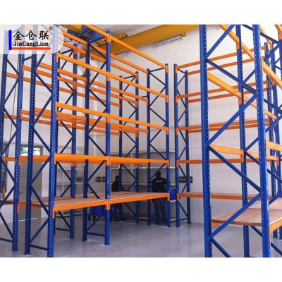 China Corrosion Protection Systems 500KG Payload Q235B Heavy Duty Selective Steel Beam Pallet Racking With Wire Mesh Decking for sale