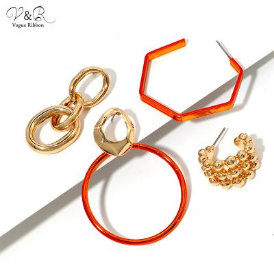 China V&R Trendy Gold Plated Asymmetrical Chain Link Drop Dangle Women's Geometric Chunky Hoop Earring Set For Earring for sale