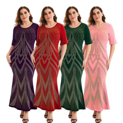 China Washable Plus-size women's 2023 new European  pleated solid color loose plus-size long women's dress for sale