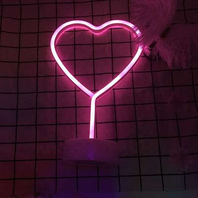 China Hotel Wedding Decoration Heart Pattern Battery Operated LED Desk Lamp Decorative Neon Lights for sale