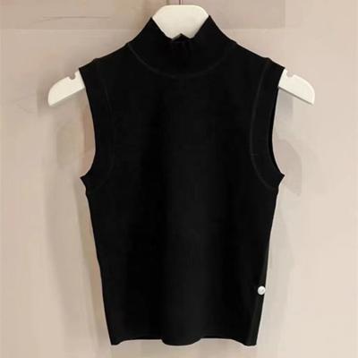 China QUICK DRY OULAIYADI Luxury Designer Fashionable Top For Women Turtleneck Sleeveless Vest Knitted Women's Tank Tops for sale