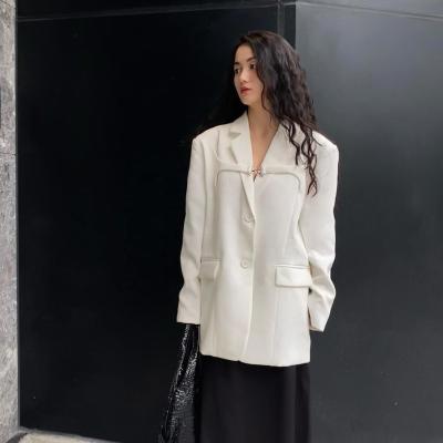 China Anti-wrinkle OULAIYADI Fashionable Unique Design Elegant White Jacket Blazer Ladies Women Blazers for sale