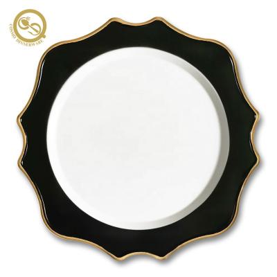 China 2020 Viable Wholesale Black Disposable Charger Plates Wedding Decoration Gold Plating Plastic Product for sale