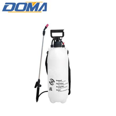 China 3 Nozzles 8L Pump Sprayer High Pressure Compression Sprayer For Garden for sale