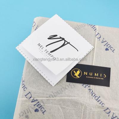 China Waterproof Custom Round Adhesive Waterproof Synthetic Paper Bottle Label , Roll Logo Label Sticker Printing for sale