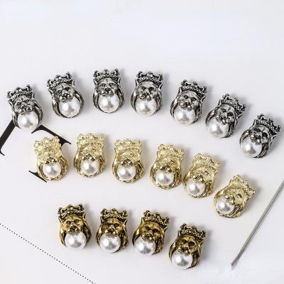 China Luxury Lion Head 3D Punk Nail Vintage Pearl Metal Art Charms Gold Silver Color DIY Nail Decorations Fashion Women Jewelry for sale