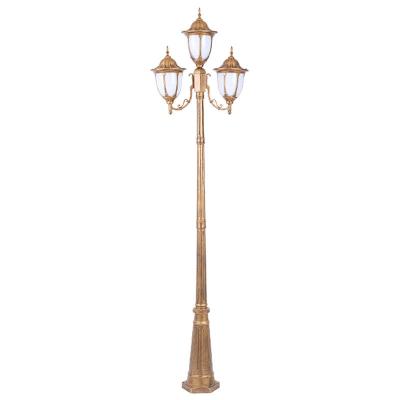 China 3meters Classic European Hotel Style Lamp Post Track Three Heads Landscape Outdoor Garden Lights for sale