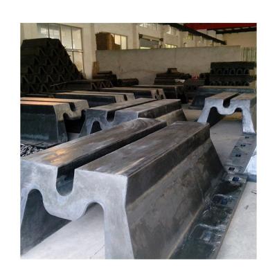 China Ship;Boat Professional Manufacturer Natural Aircraft Tyre Rubber Fender System M Type Marine Rubber Fender for sale