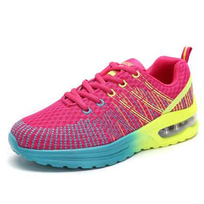 China 2021 Comfortable Walking Women's Drop Shoes Deodorant Running Shoes Sports Mesh Breathable Travel Student Soft Sole Sports Shoes for sale