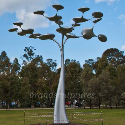 China Spectacular Tall China Metal Tree Sculpture For Landscape Decoration for sale