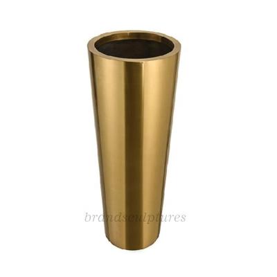 China Art Decor Modern Tall Golden Polished Metal Plant Stand For Yard Decoration for sale