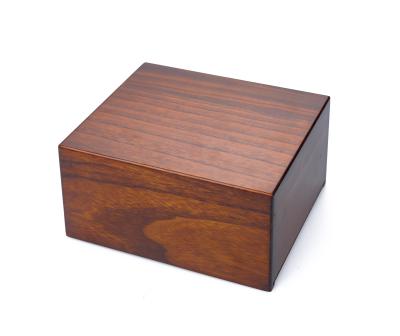 China B051 Viable Funeral Supplies Wooden Casket And Casket Urns For Ashes for sale