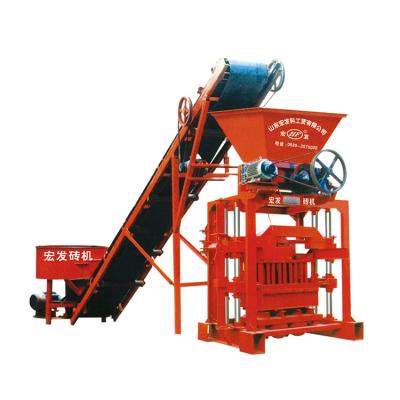 China Small Semi Automatic Block Machine Brick Concrete for sale