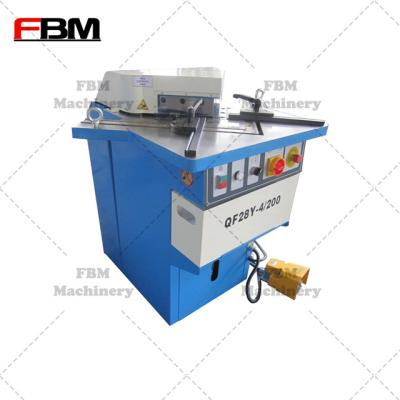 China Low Cost Angle Fixed Corner Metal Plate Corner Cut Hydraulic Notching Machine For Cutting Angle for sale