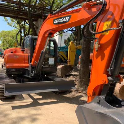 China New Arrival Popular High Quality Doosan DX 300 Hydraulic Crawler Machine DX220 DX225 Used Excavator In Stock 1.18m 3 for sale