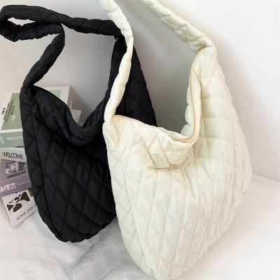 China Cloud Daily Fold Bag Women's Personality Large Capacity Cotton Casual Lady Shoulder Below Bag Women for sale