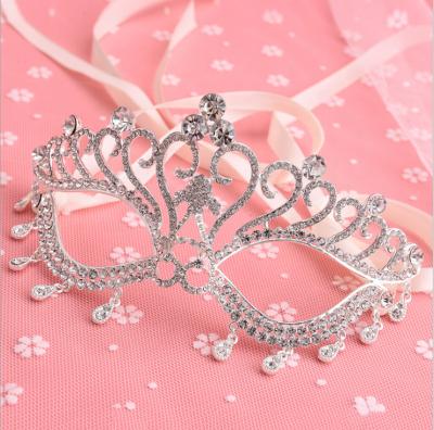 China Cheap Fashion Large Size Wholesale Tiara Rhinestone Crown Of Fashionable Luxury Wedding Prices Beautiful for sale