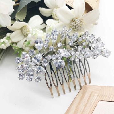 China Copper GS0085 Best Selling Design Luxury Crystal Clear Romantic Fashion Bridal Hair Comb for sale