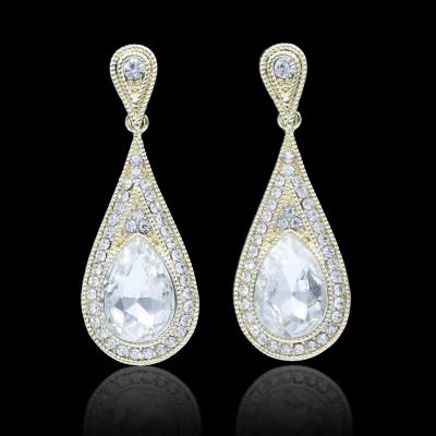 China Luxury High Quality Women Drop Earrings Ladies Fashion Fashion Shape White Crystal Zircon Earrings for sale