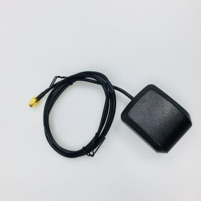 China Antena de cerámica de GPS GLONASS del receptor del coche, módulo magnético activo de la antena SMA de GPS en venta