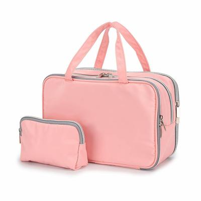 China Capacity 9L Travel Makeup Bag Nylon Exterior Polyester Lining Make Up Toiletry Bag for sale