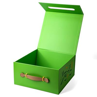 China Recycled Materials Custom Printed Foldable Jewelry Hat Box Packaging Gift Box Green Paper Magnetic Gift Box for sale