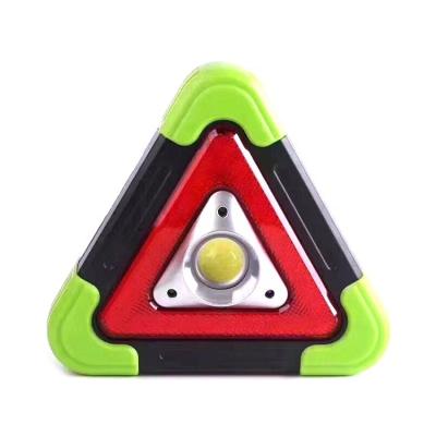 China Triangle Battery Car Roadblock Sign Emergency Outdoor Solar Emergency Warning Light/Mountaineering Traffic Blackout Rechargeable Triangle for sale