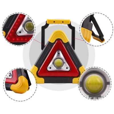 China Traffic Beware / Mountaineering Cob Lamp USB Road Emergency Warning Road Safety Car Rechargeable Triangle Led Warning Light With Handle for sale