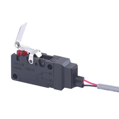 China FSK-14-1X-5A-023 Auto Electronics High Quality Waterproof Micro Switch 5a 250vac 2pin NO Sealed Micro Switch With Lever for sale