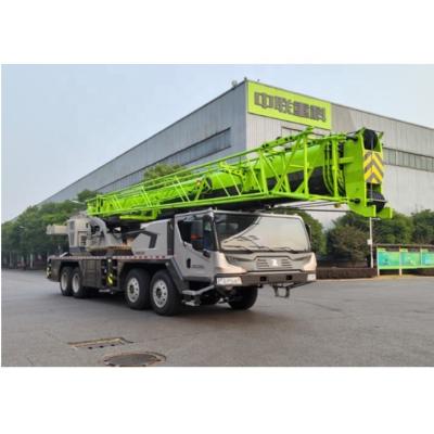 China ZOOMLION TRUCK CRANE High Property Hydraulic Lifting Crane 70 Tons ZTC700V562 for sale