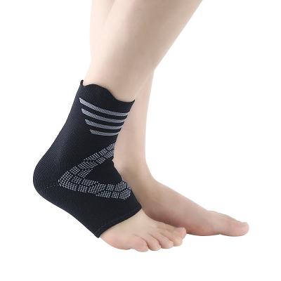 China Protection Sports Running Ankle Support Compression Socks Sweat Absorbent Breathable Compression Ankle Brace for sale